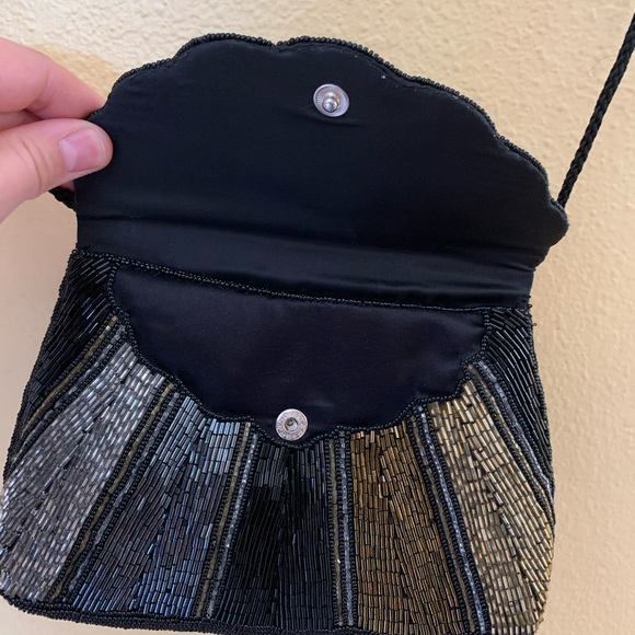 Purse - Picture 3 of 4